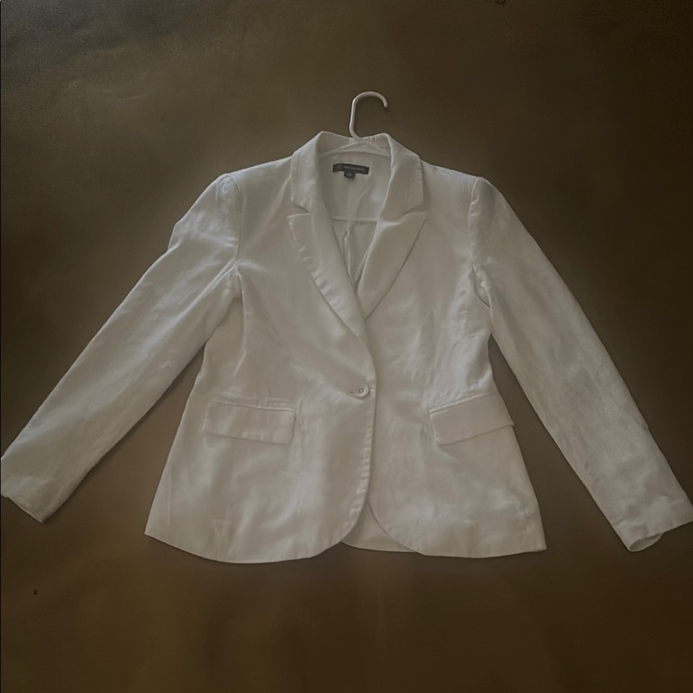 INC International Concepts White Single-Button Blazer. Linen and rayon materials